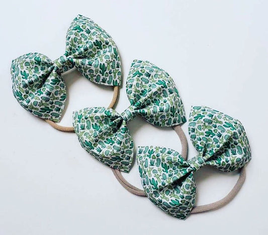 Small Cactus Cutie Bow