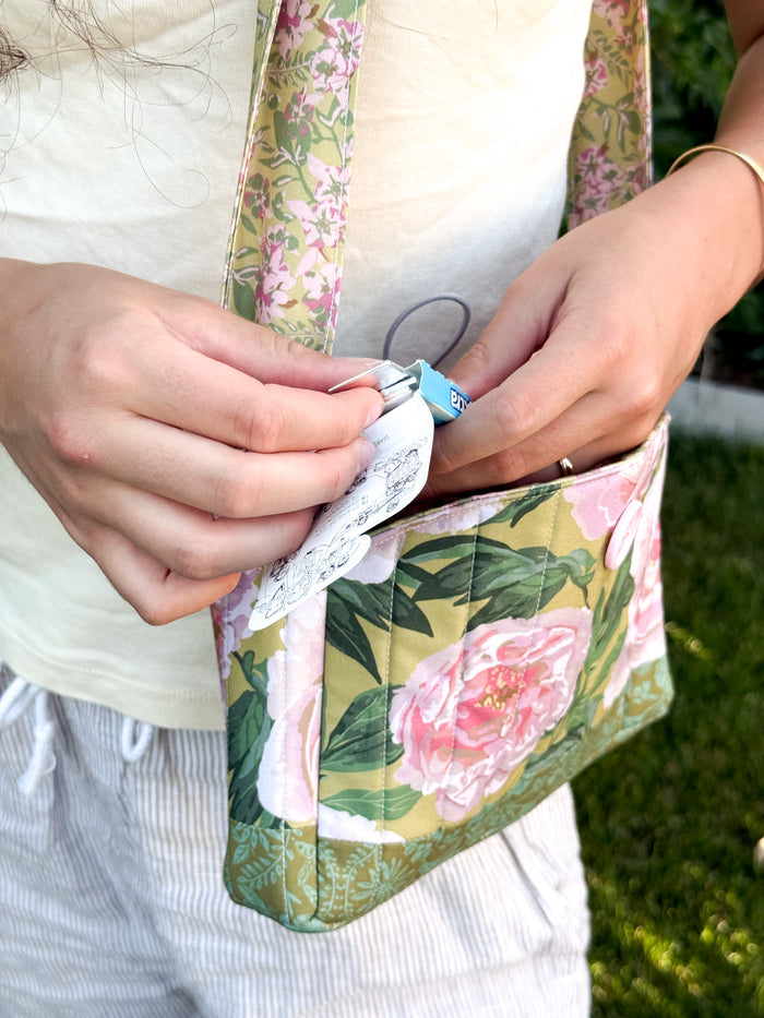 Tie it with a Bow Bag Fabric Kit- Pink Floral